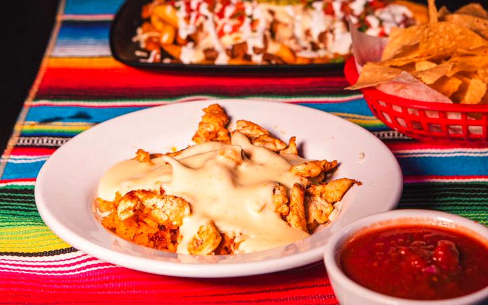 El Rooster plate with queso